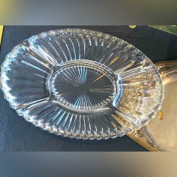 Vintage silver and crystal serving plater. 15 inches - Picture 7 of 7